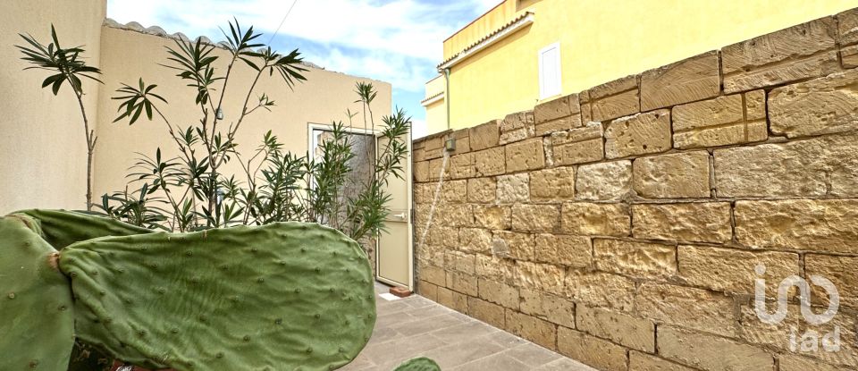 House 3 rooms of 85 m² in Noto (96017)