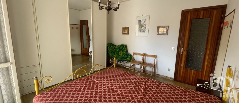 Three-room apartment of 60 m² in Borghetto Santo Spirito (17052)