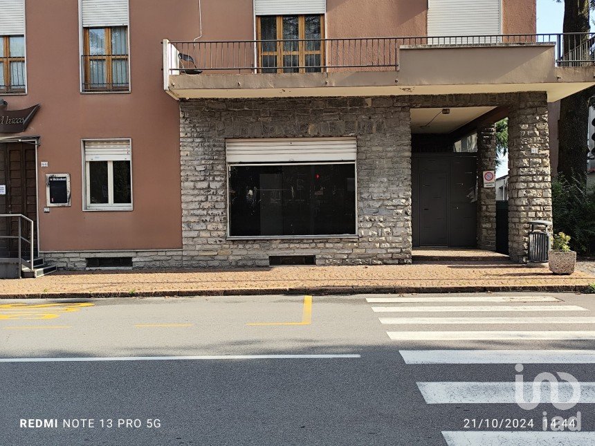 Shop / premises commercial of 50 m² in Inverigo (22044)