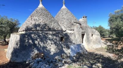 Equestrian facility 3 rooms of 60 m² in Ostuni (72017)