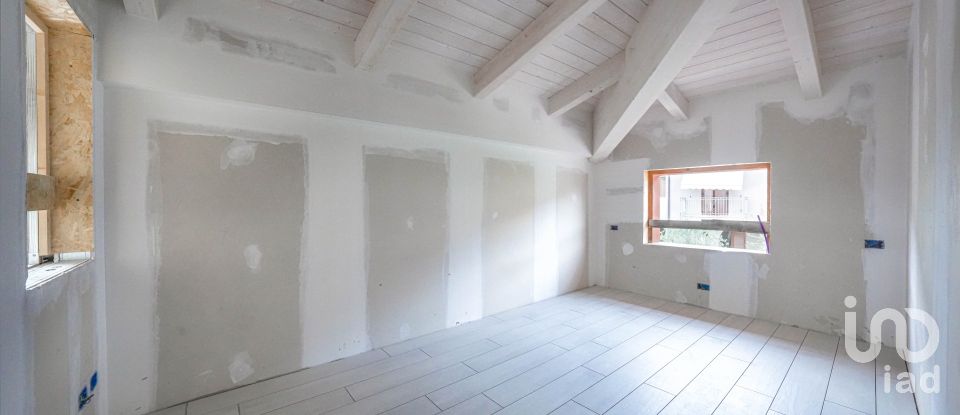 Three-room apartment of 125 m² in Salò (25087)