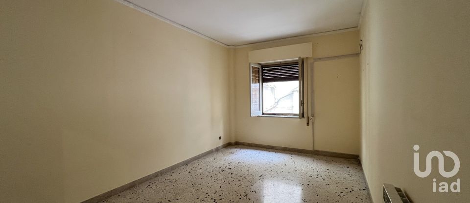 Four-room apartment of 102 m² in Palermo (90143)