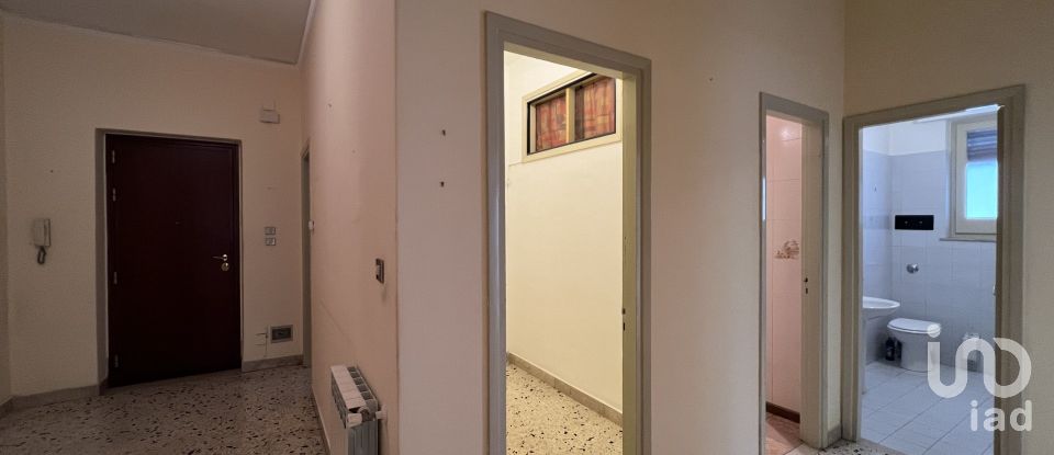 Quadrilocale di 104 m² a Palermo (90143)