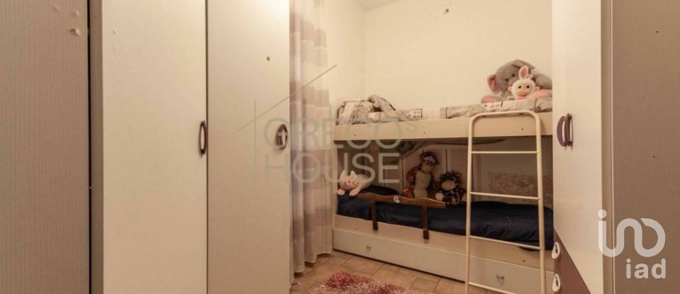 Three-room apartment of 68 m² in Fagnano Olona (21054)