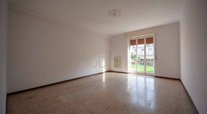 Bilocale di 75 m² a Castelletto sopra Ticino (28053)