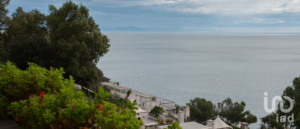 Apartment 5 rooms of 134 m² in Varazze (17019)