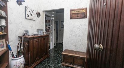 Bilocale di 60 m² a Genova (16142)