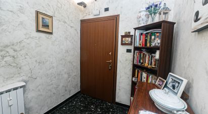 Two-room apartment of 60 m² in Genova (16142)