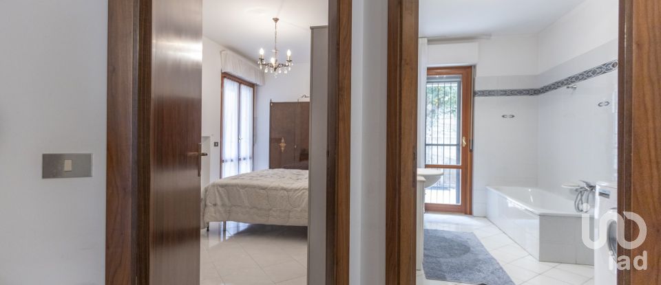 Appartamento 6 locali di 130 m² a Filottrano (60024)