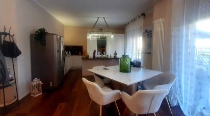 Three-room apartment of 117 m² in Desio (20832)