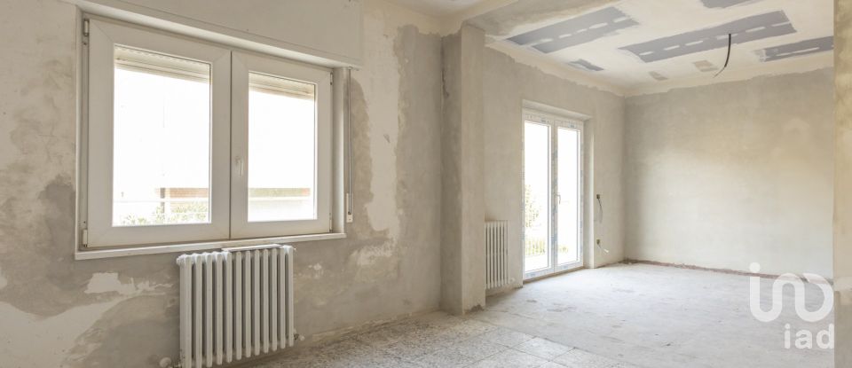 Appartamento 7 locali di 160 m² a Ancona (60126)