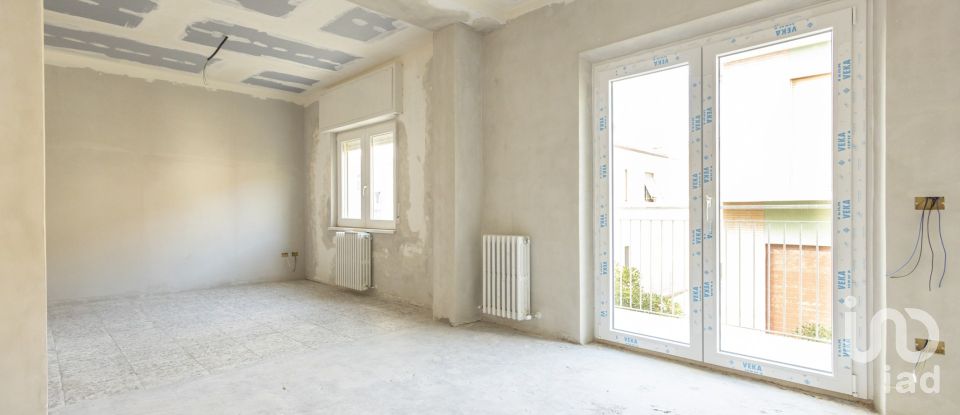 Appartamento 7 locali di 160 m² a Ancona (60126)