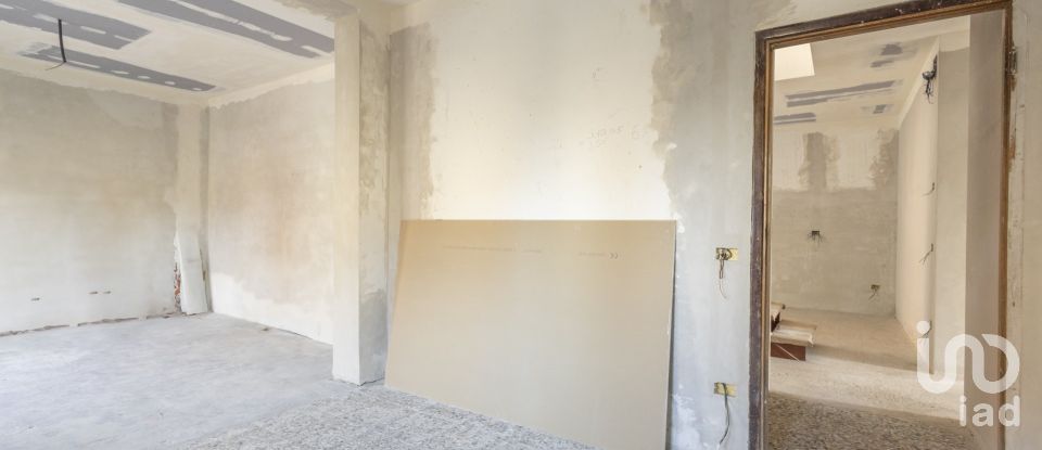 Appartamento 7 locali di 160 m² a Ancona (60126)