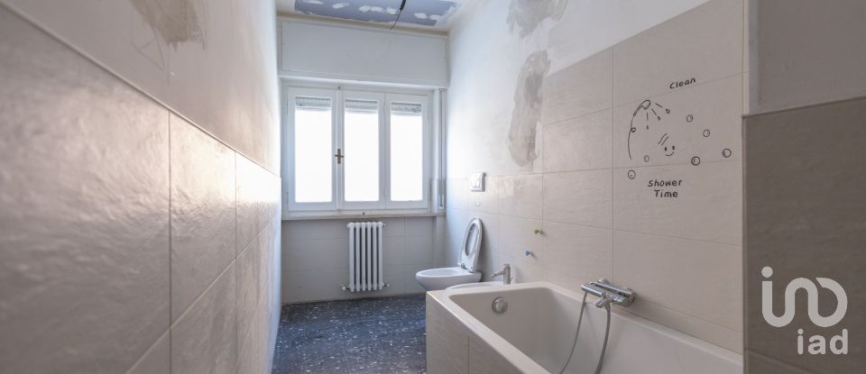 Appartamento 7 locali di 160 m² a Ancona (60126)