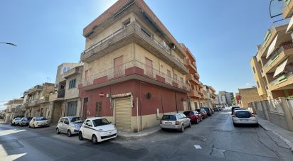 Shop / premises commercial of 113 m² in Vittoria (97019)