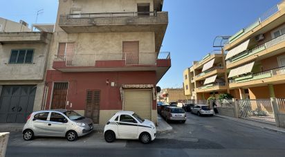 Shop / premises commercial of 113 m² in Vittoria (97019)