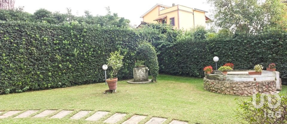 Villa a schiera 8 locali di 104 m² in Anzio (00042)