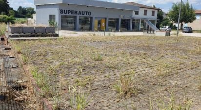 Land of 2,180 m² in Rovigo (45100)