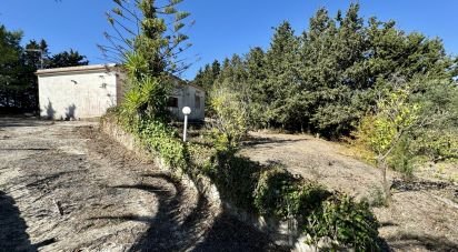 Farm 5 rooms of 94 m² in Noto (96017)