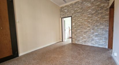 Three-room apartment of 60 m² in Genova (16139)