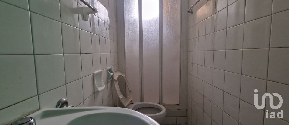 Three-room apartment of 60 m² in Genova (16139)