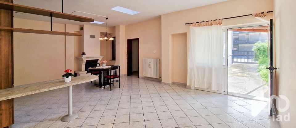 Casa indipendente 6 locali di 260 m² in Sant'Elpidio a Mare (63811)