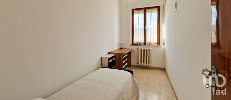 Casa indipendente 6 locali di 260 m² in Sant'Elpidio a Mare (63811)