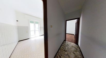 Palazzo / Stabile 5 locali di 70 m² a Genova (16157)