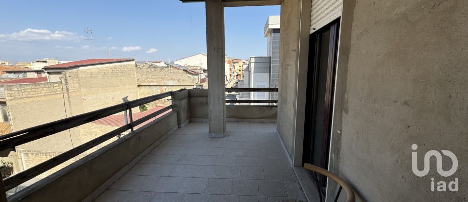 Two-room apartment of 130 m² in Vittoria (97019)