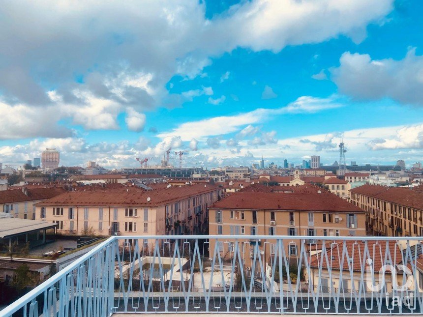 Two-room apartment of 45 m² in Milano (20122)