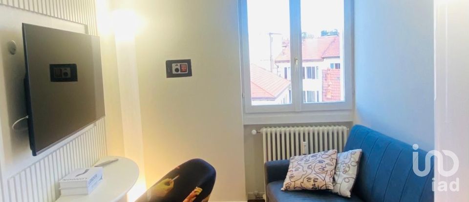 Two-room apartment of 45 m² in Milano (20122)