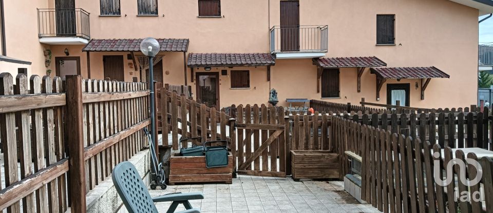 Three-room apartment of 85 m² in Rocca di Mezzo (67048)