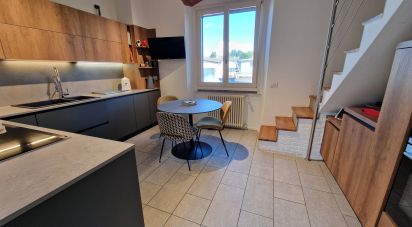 Casa 7 locali di 200 m² in Cantù (22063)