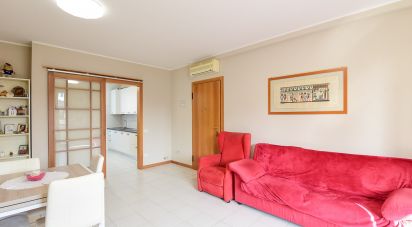 Three-room apartment of 92 m² in Lentate sul Seveso (20823)