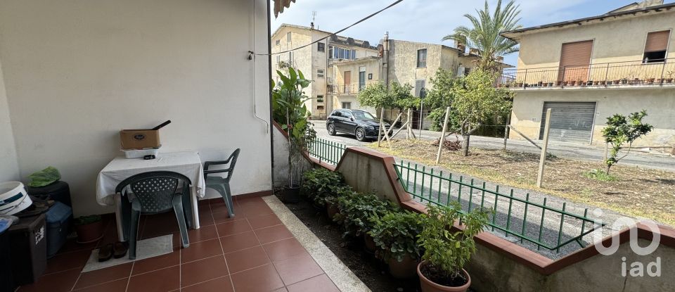 Appartamento 5 locali di 75 m² a Amantea (87032)