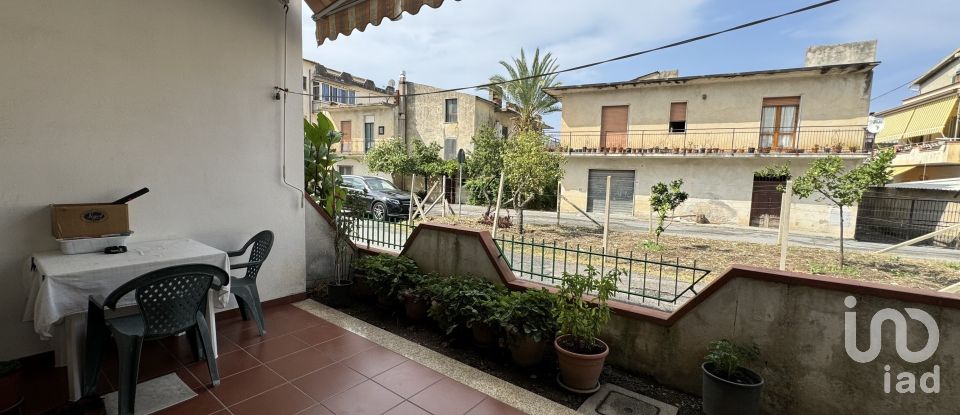 Appartamento 5 locali di 75 m² a Amantea (87032)