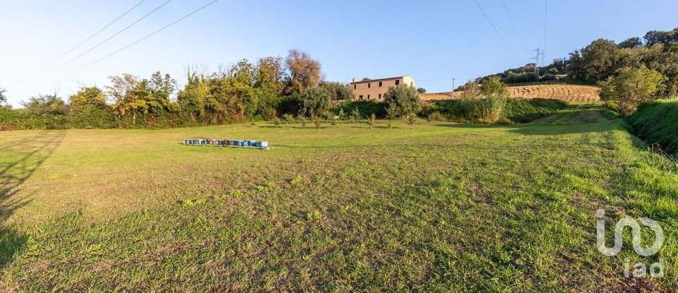 Casa indipendente 5 locali di 220 m² in Sant'Elpidio a Mare (63811)