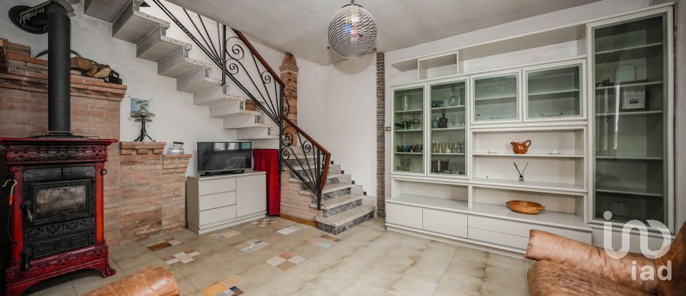 Casa 6 locali di 135 m² in Massa Fiscaglia (44025)