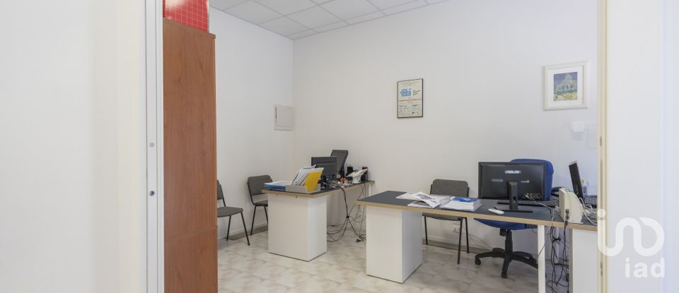 Ufficio di 70 m² in Ancona (60124)