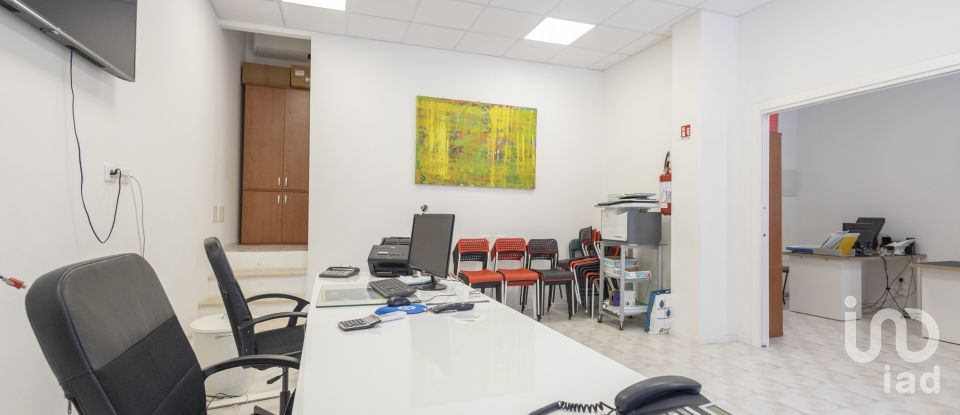 Ufficio di 70 m² in Ancona (60124)