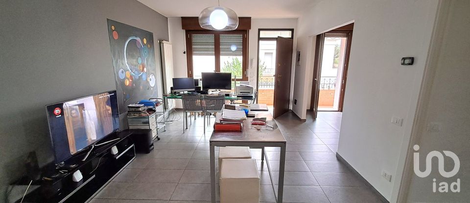 Apartment 6 rooms of 110 m² in Rovigo (45100)