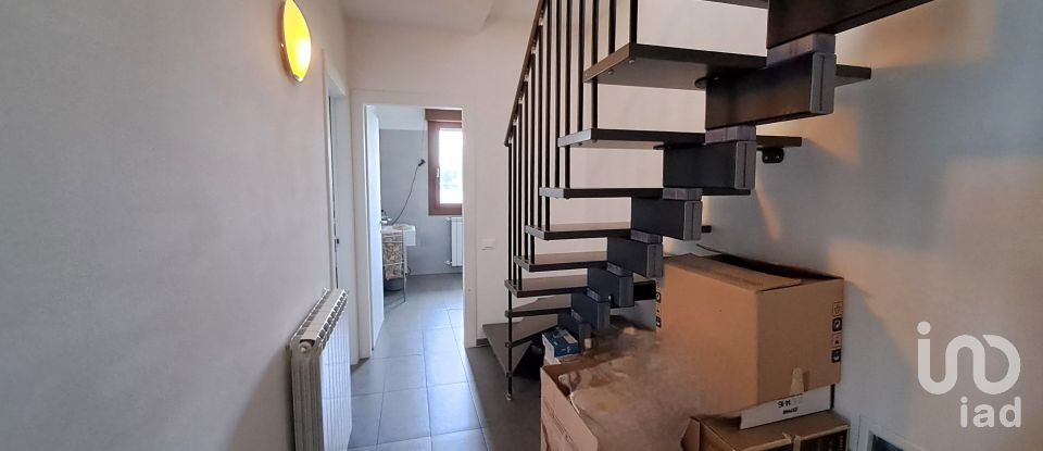 Apartment 6 rooms of 110 m² in Rovigo (45100)