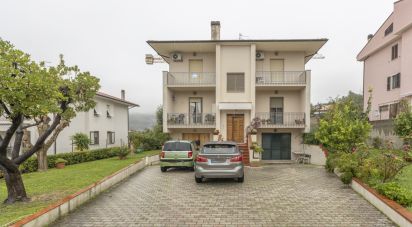 Apartment 8 rooms of 107 m² in Sirolo (60020)