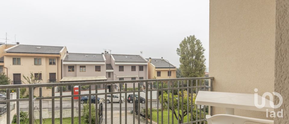 Apartment 8 rooms of 107 m² in Sirolo (60020)