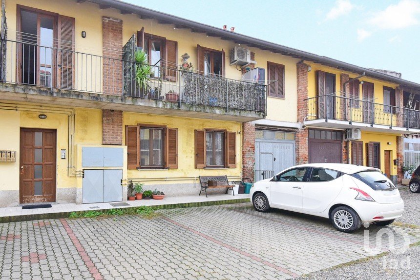 Three-room apartment of 75 m² in Gerenzano (21040)