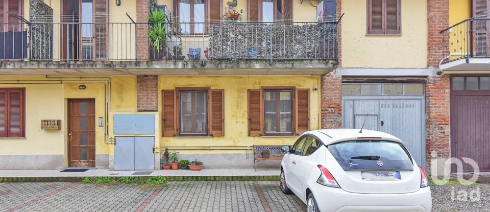 Three-room apartment of 75 m² in Gerenzano (21040)