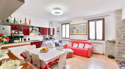 Three-room apartment of 75 m² in Gerenzano (21040)