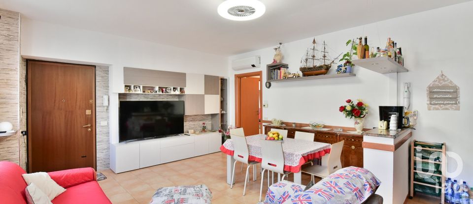 Three-room apartment of 75 m² in Gerenzano (21040)