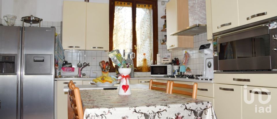 House 8 rooms of 400 m² in Ravenna (48124)