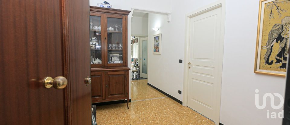 Four-room apartment of 114 m² in Genova (16151)